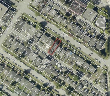 Photo 1 at 431 E 2nd Street, Lower Lonsdale, North Vancouver