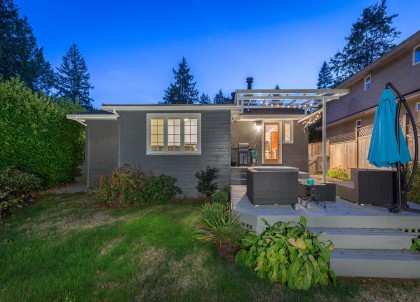 Photo 1 at 6431 Rosebery Avenue, Horseshoe Bay WV, West Vancouver