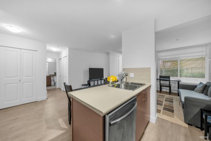 Photo 3 at 103 - 5692 Kings Road, University VW, Vancouver West