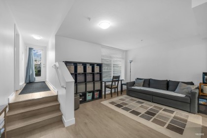 Photo 11 at 103 - 5692 Kings Road, University VW, Vancouver West