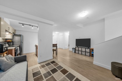 Photo 8 at 103 - 5692 Kings Road, University VW, Vancouver West