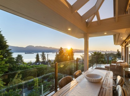 Photo 2 at 1550 Blanca Street, Point Grey, Vancouver West
