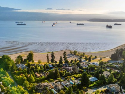 Photo 1 at 1550 Blanca Street, Point Grey, Vancouver West