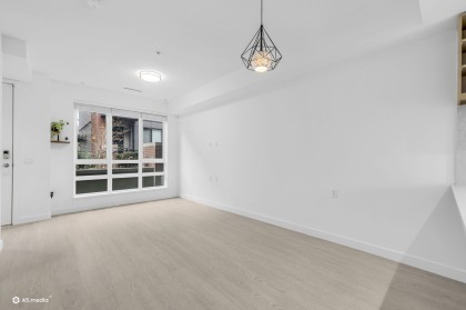 Photo 12 at 5 - 338 W 64 Avenue, Marpole, Vancouver West