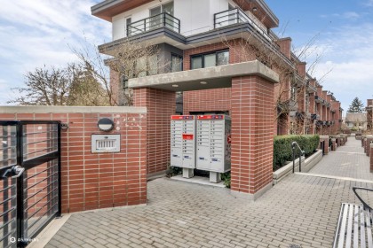 Photo 3 at 5 - 338 W 64 Avenue, Marpole, Vancouver West