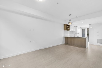 Photo 9 at 5 - 338 W 64 Avenue, Marpole, Vancouver West