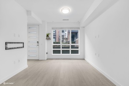 Photo 10 at 5 - 338 W 64 Avenue, Marpole, Vancouver West