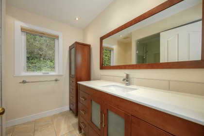 Photo 25 at 4827 Northwood Place, Cypress Park Estates, West Vancouver