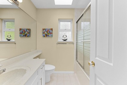 Photo 26 at 1426 Fulton Avenue, Ambleside, West Vancouver