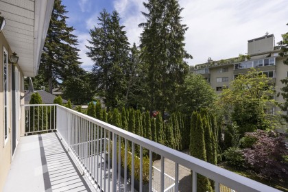 Photo 24 at 1426 Fulton Avenue, Ambleside, West Vancouver
