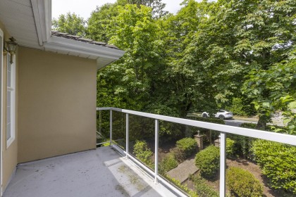 Photo 18 at 1426 Fulton Avenue, Ambleside, West Vancouver