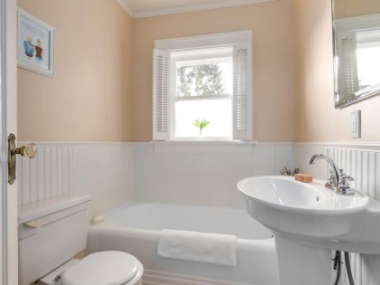 Photo 7 at 3436 W 37th Avenue, Dunbar, Vancouver West