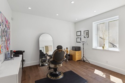 Photo 31 at 983 Tudor Avenue, Forest Hills NV, North Vancouver