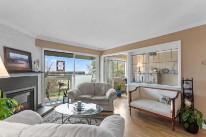 Photo 4 at 201 - 308 W 2nd Street, Lower Lonsdale, North Vancouver