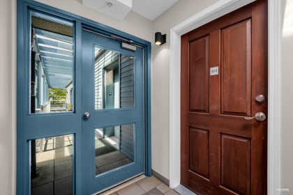 Photo 32 at 404 - 2575 W 4th Avenue, Kitsilano, Vancouver West