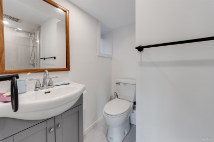 Photo 15 at 2317 Kings Avenue, Dundarave, West Vancouver