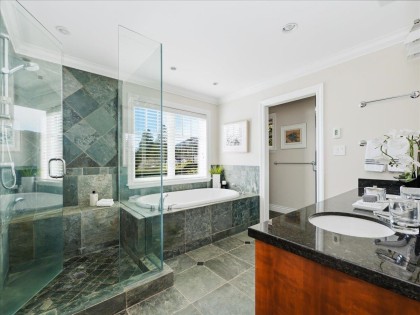 Photo 23 at 2618 Lawson Avenue, Dundarave, West Vancouver