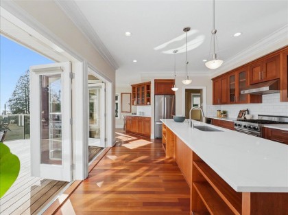 Photo 3 at 2618 Lawson Avenue, Dundarave, West Vancouver