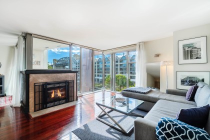Photo 5 at 503 - 990 Beach Avenue, Yaletown, Vancouver West