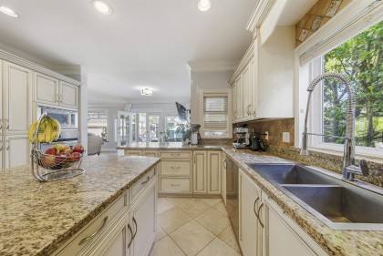 Photo 15 at 6418 Marguerite Street, South Granville, Vancouver West