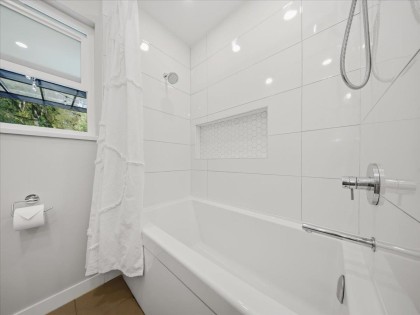 Photo 18 at 1392 Chamberlain Drive, Lynn Valley, North Vancouver