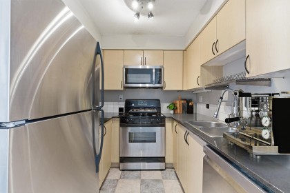 Photo 2 at 2705 - 63 Keefer Place, Downtown VW, Vancouver West