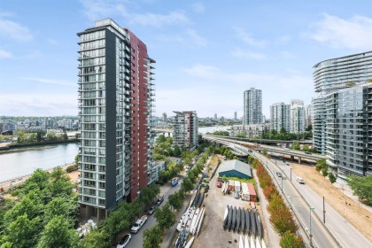 Photo 17 at 1606 - 33 Smithe Street, Yaletown, Vancouver West