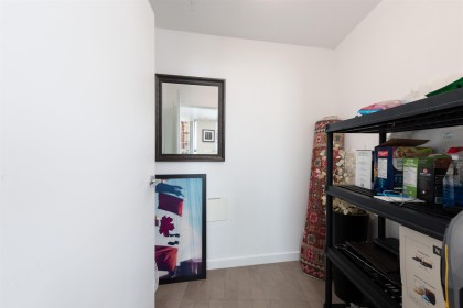 Photo 9 at 1606 - 33 Smithe Street, Yaletown, Vancouver West