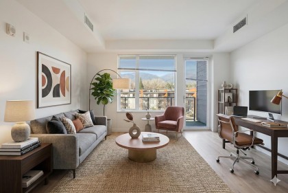 Photo 1 at 414 - 725 Marine Drive, Harbourside, North Vancouver