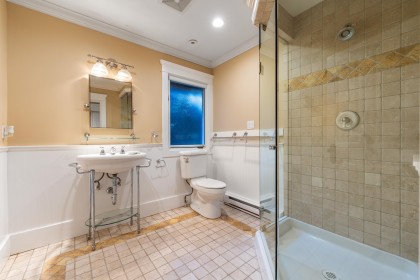 Photo 14 at 366 Keith Road, Park Royal, West Vancouver