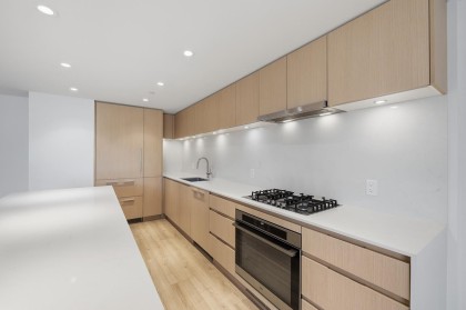 Photo 9 at 505 - 1500 Fern Street, Lynnmour, North Vancouver