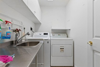 Photo 32 at 2517 Marine Drive, Dundarave, West Vancouver