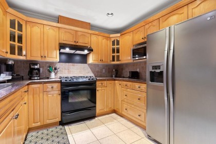 Photo 9 at 2517 Marine Drive, Dundarave, West Vancouver