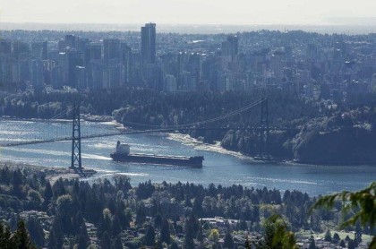Photo 2 at 1167 Eyremount Drive, British Properties, West Vancouver
