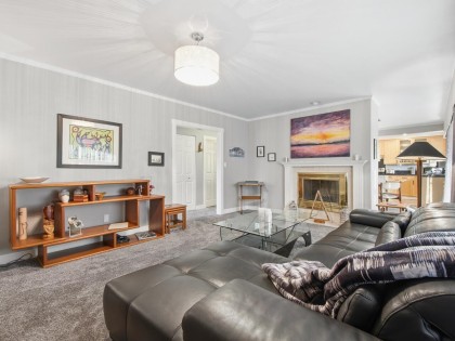 Photo 8 at 532 W 23 Street, Central Lonsdale, North Vancouver