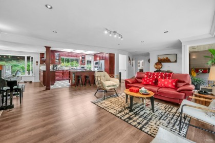 Photo 6 at 341 Rabbit Lane, British Properties, West Vancouver