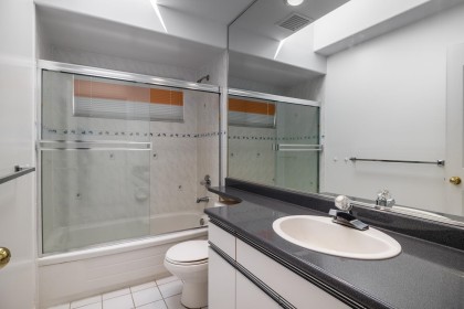 Photo 13 at 108 W 46th Avenue, Oakridge VW, Vancouver West