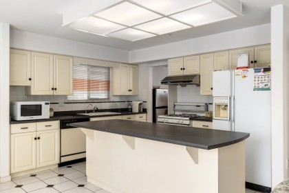Photo 7 at 108 W 46th Avenue, Oakridge VW, Vancouver West