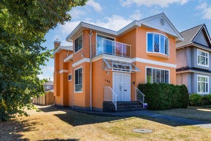 Photo 1 at 108 W 46th Avenue, Oakridge VW, Vancouver West