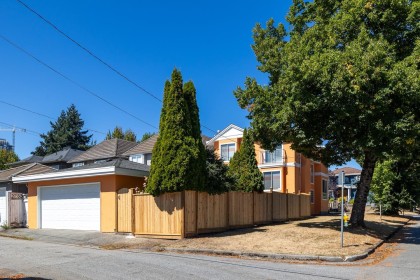 Photo 4 at 108 W 46th Avenue, Oakridge VW, Vancouver West