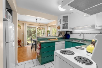 Photo 13 at 844 Westview Drive, Mosquito Creek, North Vancouver