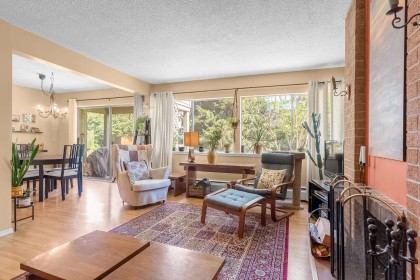 Photo 4 at 844 Westview Drive, Mosquito Creek, North Vancouver