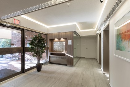 Photo 17 at 101 - 1737 Duchess Avenue, Ambleside, West Vancouver