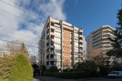 Photo 21 at 101 - 1737 Duchess Avenue, Ambleside, West Vancouver