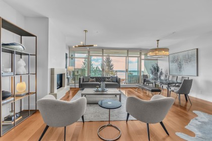 Photo 3 at 702 - 3335 Cypress Place, Cypress Park Estates, West Vancouver