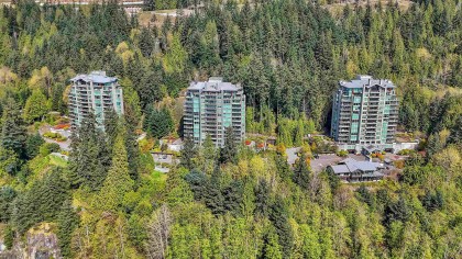 Photo 32 at 702 - 3335 Cypress Place, Cypress Park Estates, West Vancouver