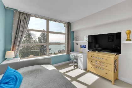 Photo 24 at 702 - 3335 Cypress Place, Cypress Park Estates, West Vancouver