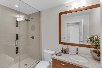 Photo 25 at 702 - 3335 Cypress Place, Cypress Park Estates, West Vancouver