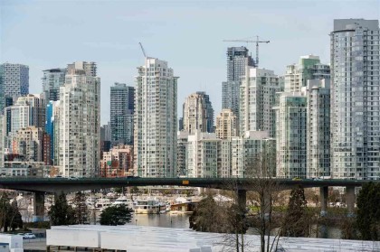 Photo 32 at 1401 - 1708 Columbia Street, False Creek, Vancouver West