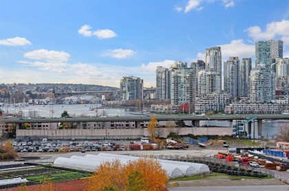 Photo 24 at 1401 - 1708 Columbia Street, False Creek, Vancouver West